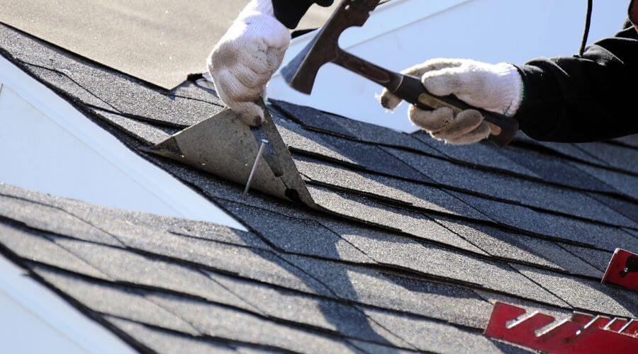 Professional gutter cleaning in Forsyth, MO